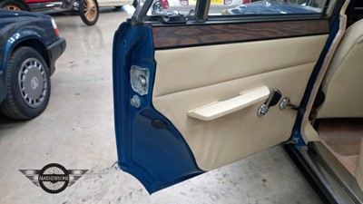 Lot 208 - 1970 ROVER 3500