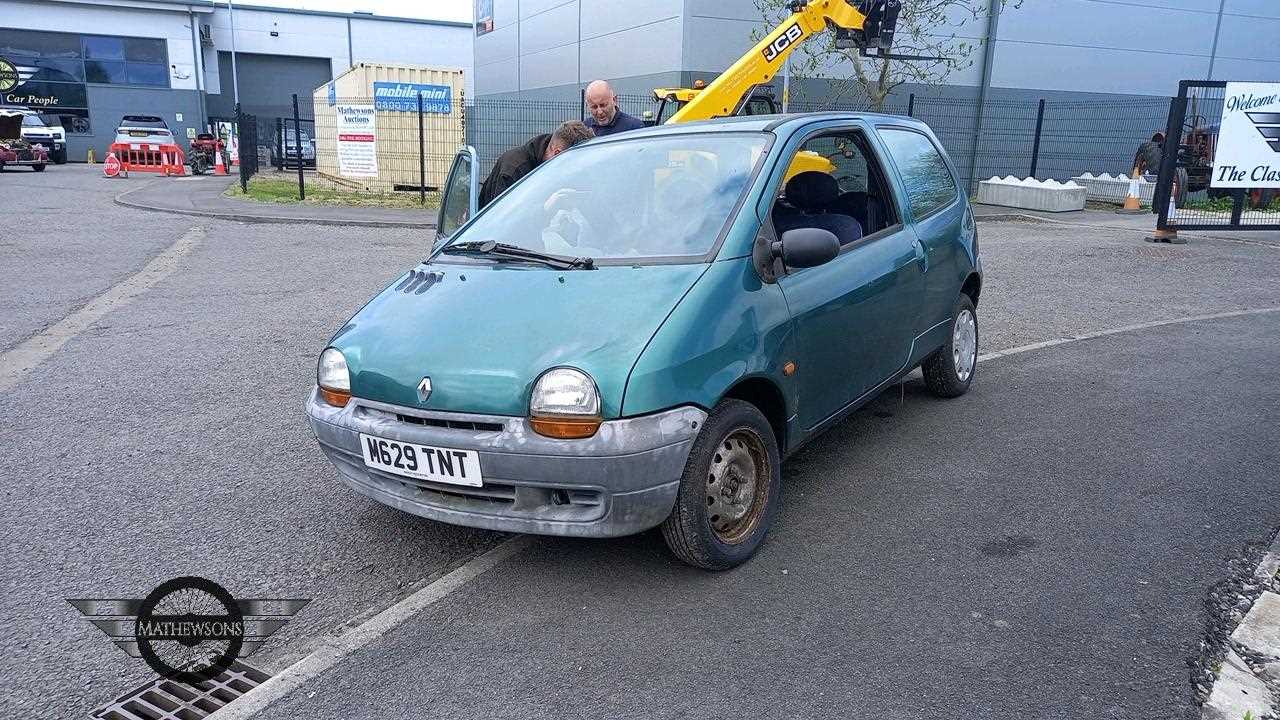 Lot 448 - 2006 RENAULT TWINGO