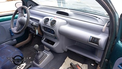 Lot 448 - 2006 RENAULT TWINGO