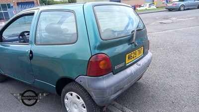 Lot 448 - 2006 RENAULT TWINGO