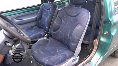 Lot 448 - 2006 RENAULT TWINGO