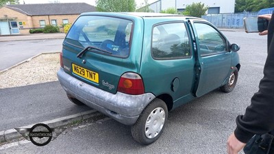 Lot 448 - 2006 RENAULT TWINGO