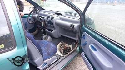 Lot 448 - 2006 RENAULT TWINGO