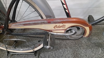 Lot 640 - COLUMBIA BUILT 1950 BEACH CRUISER BROWN + CREAM