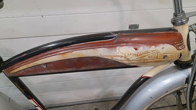 Lot 640 - COLUMBIA BUILT 1950 BEACH CRUISER BROWN + CREAM