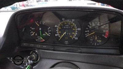 Lot 236 - 1985 MERCEDES 230 TE AUTO