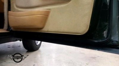 Lot 236 - 1985 MERCEDES 230 TE AUTO