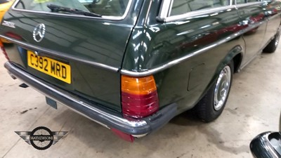 Lot 236 - 1985 MERCEDES 230 TE AUTO