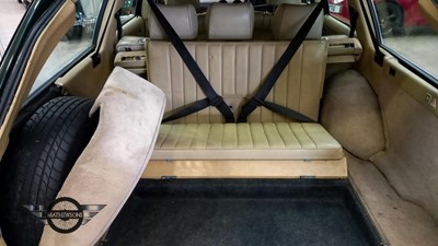 Lot 236 - 1985 MERCEDES 230 TE AUTO