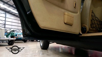 Lot 236 - 1985 MERCEDES 230 TE AUTO