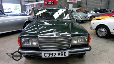 Lot 236 - 1985 MERCEDES 230 TE AUTO