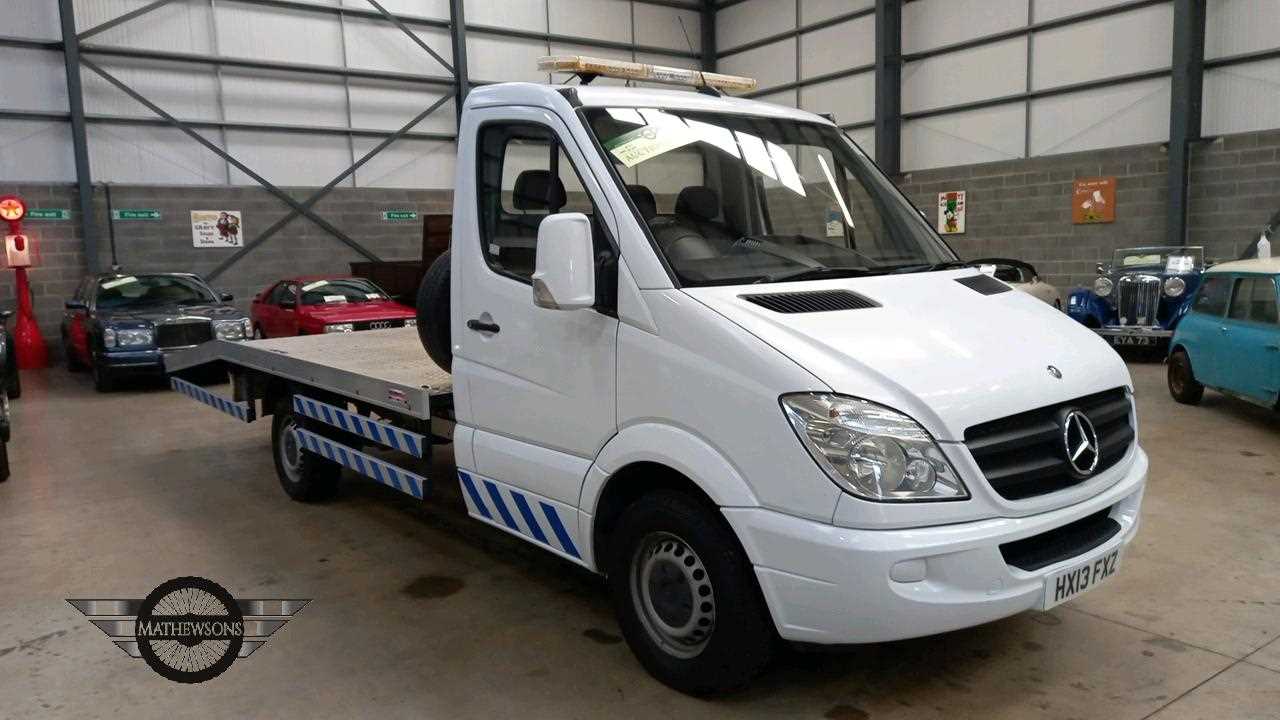 Lot 28 - 2013 MERCEDES-BENZ SPRINTER 313 CDI