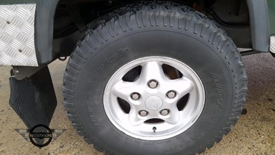 Lot 335 - 1998 LAND ROVER 110 DEFENDER COUNTY SWTDI