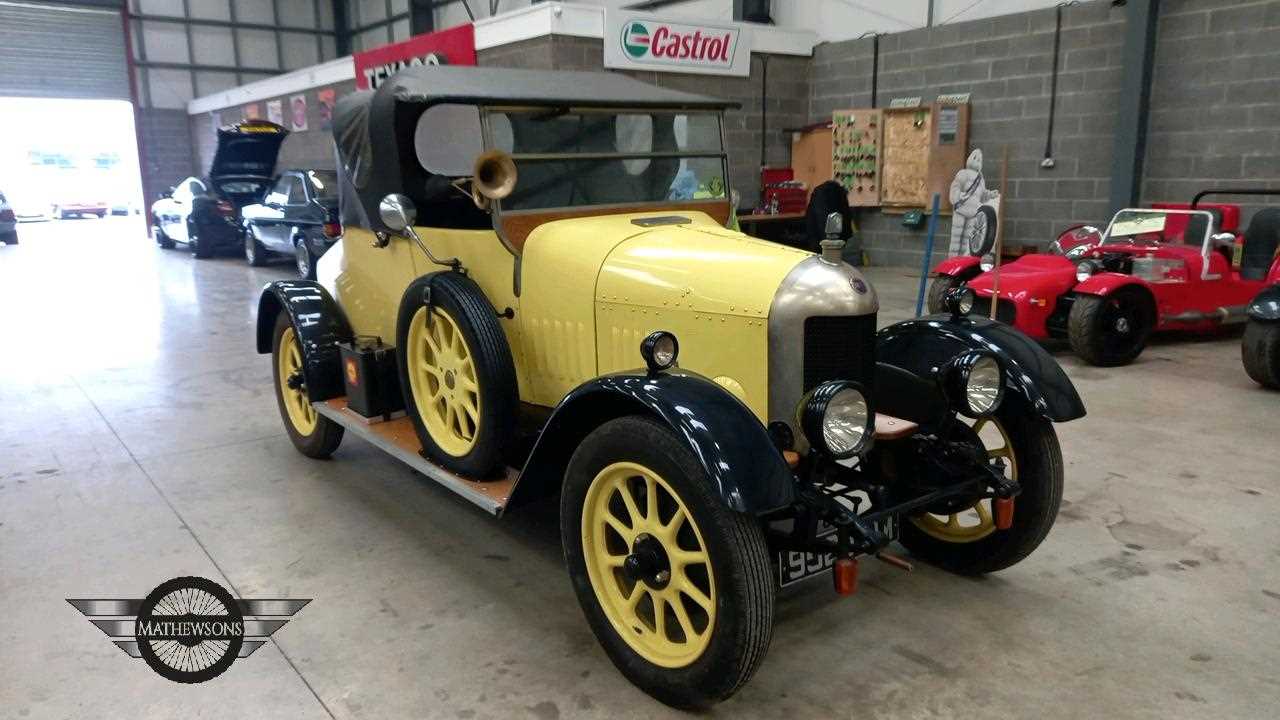 Lot 676 - 1964 MORRIS COWLEY