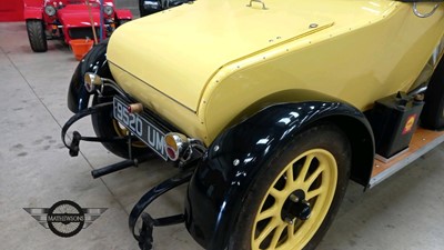 Lot 676 - 1964 MORRIS COWLEY