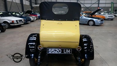 Lot 676 - 1964 MORRIS COWLEY