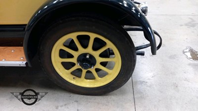 Lot 676 - 1964 MORRIS COWLEY