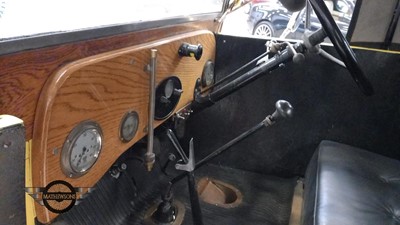 Lot 676 - 1964 MORRIS COWLEY