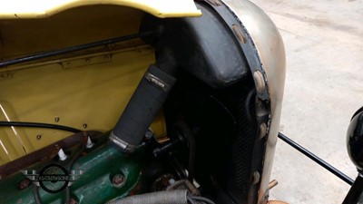 Lot 676 - 1964 MORRIS COWLEY