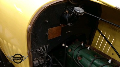 Lot 676 - 1964 MORRIS COWLEY