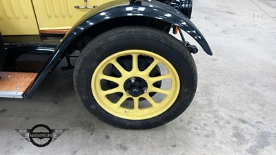 Lot 676 - 1964 MORRIS COWLEY