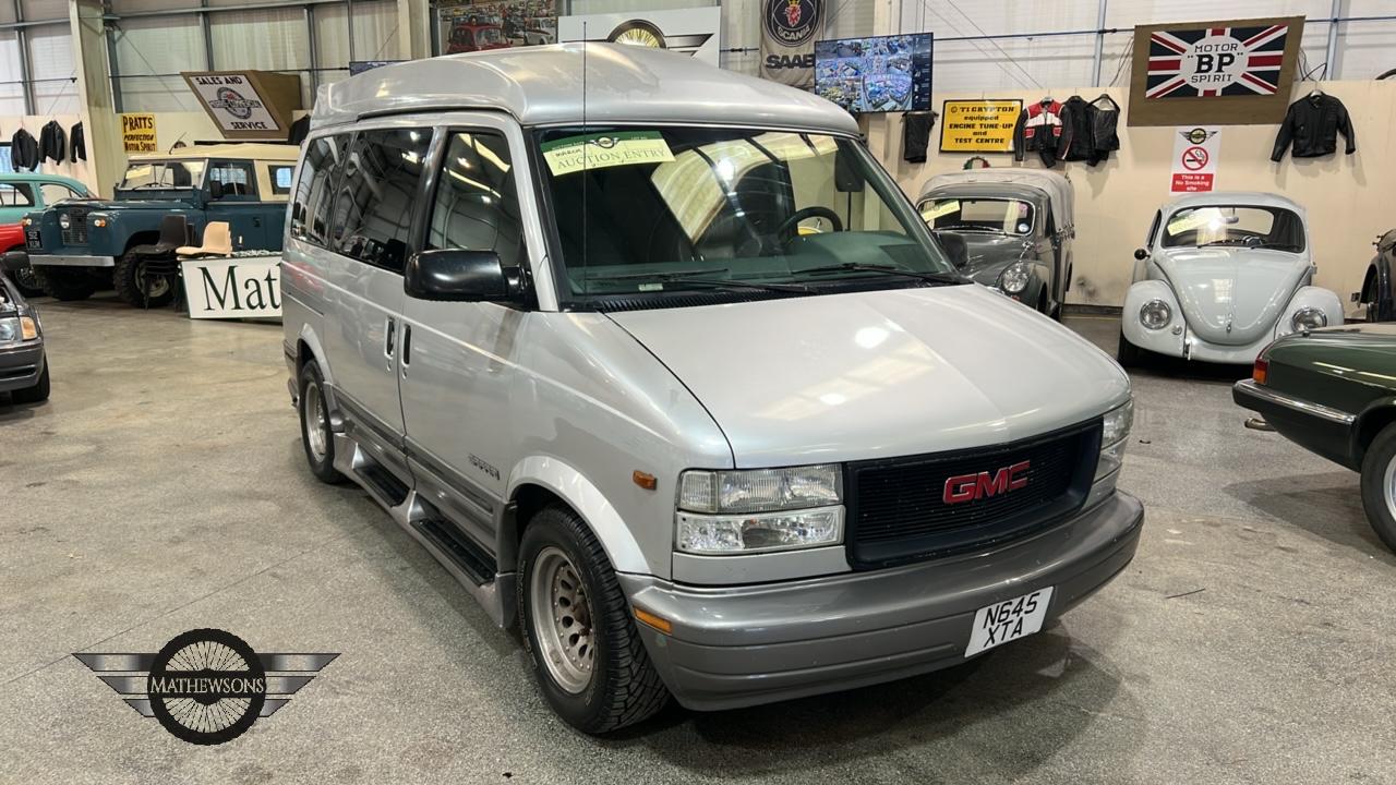 Lot 119 - 1995 CHEVROLET GMC SAFARI