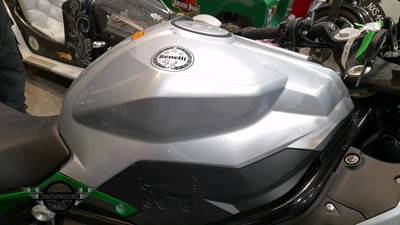 Lot 622 - 2020 BENELLI 302R