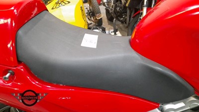 Lot 85 - 1998 HONDA VFR800FI