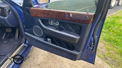 Lot 352 - 2002 BENTLEY ARNAGE T AUTO