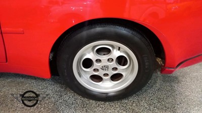 Lot 313 - 1986 PORSCHE 944