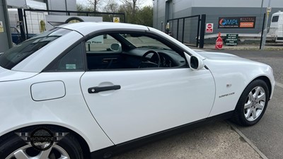 Lot 139 - 1999 MERCEDES SLK 230 KOMPRESSOR AUTO