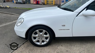 Lot 139 - 1999 MERCEDES SLK 230 KOMPRESSOR AUTO