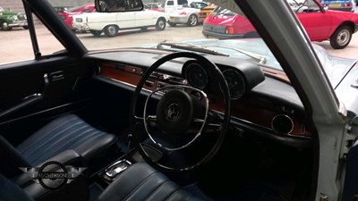 Lot 459 - 1970 MERCEDES 280S