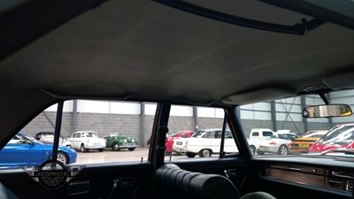 Lot 459 - 1970 MERCEDES 280S