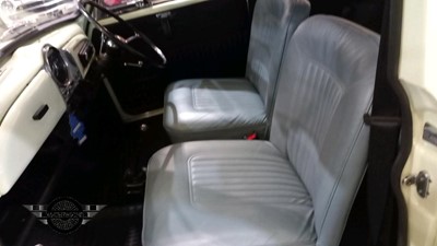 Lot 520 - 1970 MORRIS MINOR 1000