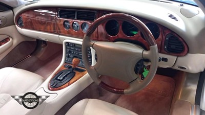 Lot 563 - 1998 JAGUAR XK8 CONVERTIBLE AUTO