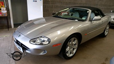 Lot 563 - 1998 JAGUAR XK8 CONVERTIBLE AUTO
