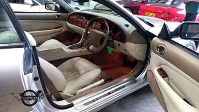 Lot 563 - 1998 JAGUAR XK8 CONVERTIBLE AUTO