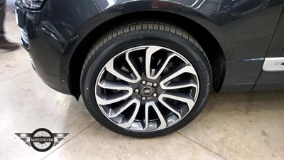 Lot 48 - 2016 LAND ROVER RANGE ROVER AUTOBIO L SDV