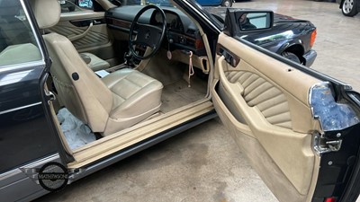 Lot 650 - 1989 MERCEDES 500 SEC AUTO