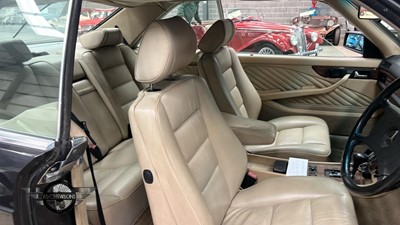 Lot 650 - 1989 MERCEDES 500 SEC AUTO