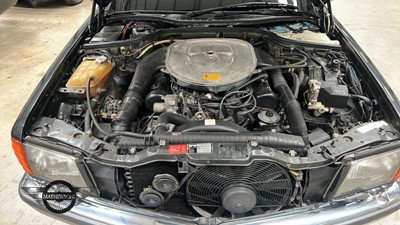 Lot 650 - 1989 MERCEDES 500 SEC AUTO