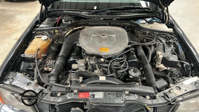 Lot 650 - 1989 MERCEDES 500 SEC AUTO