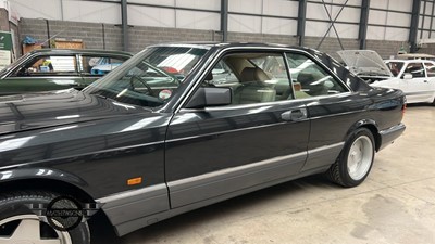 Lot 650 - 1989 MERCEDES 500 SEC AUTO