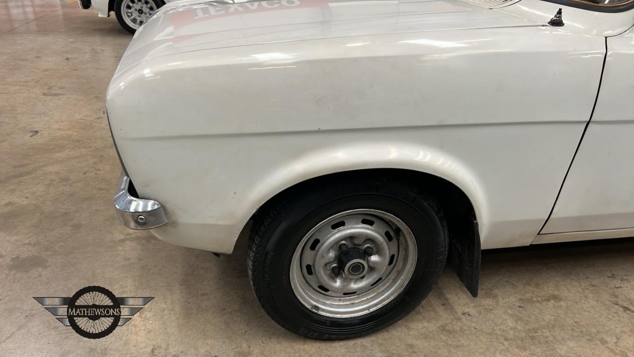 Ford Escort RS2000 Mk1 : Restomod pour resto Ford ! De l'essence dans mes veines