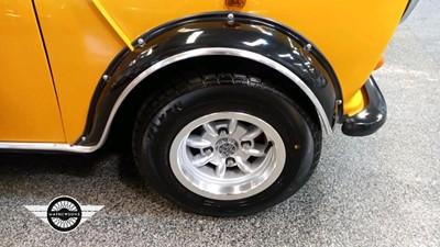 Lot 505 - 1982 AUSTIN MORRIS MINI HL AUTO