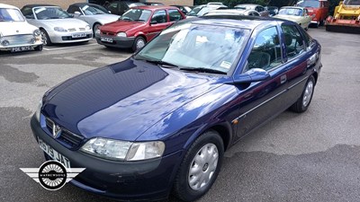 Lot 868 - 1998 VAUXHALL VECTRA LS 16V