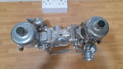 Lot 259 - PAIR OF ROLLS ROYCE SU CARBURETTORS , NEW OLD STOCK