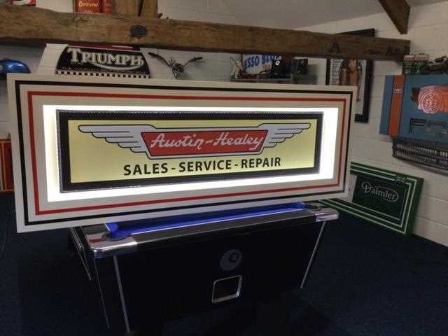 Lot 157 - LARGE ILLUMINATED AUSTIN HEALEY SIGN