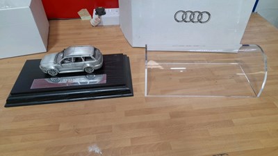Lot 9 - AUDI RS4 MODEL